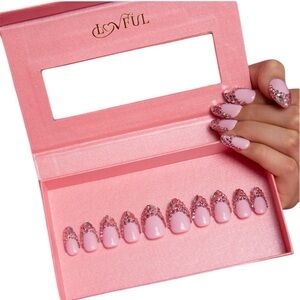 Lovful PINK FRENCH TIP RHINESTONE HANDMADE ACRYLIC NAILS- Almond Medium Width